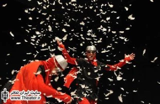 نمایشگاه عکس نمایش ” دو لیتر در دولیتر صلح” برپا شد