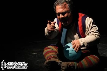 اجرای ویژه نمایش ”پنجره در پنجره” برای عکاسان و خبرنگاران