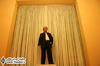 تماشاخانه انتظامی پنجشنبه و جمعه تعطیل است