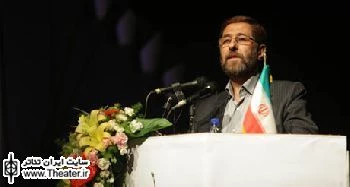 مدیران مشکلات تئاتر را مشکلات خود بدانند