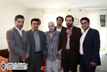 مدیران اداره کل هنرهای نمایشی از محمود استاد محمد عیادت کردند
