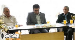 نشست مدیرکل هنرهای نمایشی با هیات مدیره خانه تئاتر برگزار شد