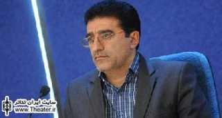 ”قادر آشنا”: اجرای تئاتر سیار در آذربایجان راهی برای التیام درد حادثه اخیر است