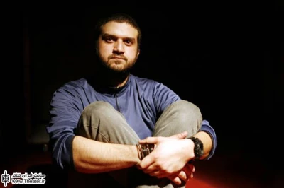 یادداشت کارگردان ”یک صورتی که بنفش جایگزینش شد”