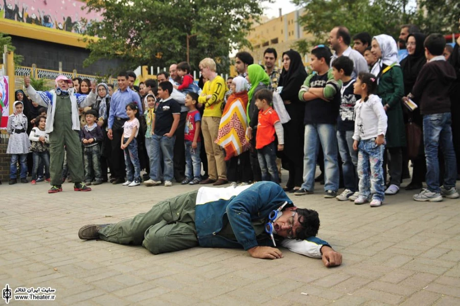 بیگانگان در شهر 6