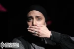 نگاهی به نمایش ”سه مرثیه هذیان” نوشته و کارگردانی ”روزبه حسینی”

"سه مرثیه هذیان" نمایشی برآمده از محدودیت هاست؛ محدودیت های خودخواسته ای که برای آزمودن، تجربه کردن و خلق دوباره تعریف شده اند. گونه مونولوگ وار نمایش، صحنه اغلب تاریک و سکون و ک