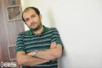 گفت و گو با ”رضا گوران” کارگردان نمایش ”جاده طولانی مارپیچ” ( بخش دوم)

استقبال تماشاگران بدون هیچ اغراقی خوب بوده است. ولی در مورد بازخوردها باید بگویم که نظرها متنوع است. همیشه در اجرای کارهای من این قابل پیش بینی است که چه بازخوردی خواهد داشت. اما در