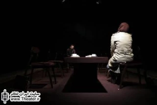 اجرای نمایش ”جاده طولانی مارپیچ” با حضور هنرمندان تئاتر و سینما