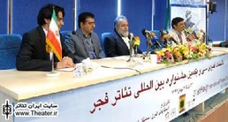 Qader Ashena: “Plays of the Fadjr Int. Theater Festival will be the priorities of next year’s performances”