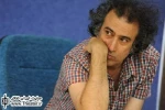 گفت و گو با ”سیامک صفری” کارگردان نمایش ”پسران آفتاب”

نیل سایمون به اندازه ای پر و پیمان می نویسد که بداهه سازی چندان در آن نقشی ندارد. بیشتر ویژگی، لحن بازی و رویکرد بازیگر با توجه به موقعیت هایی که نیل سایمون نوشته، مد نظرم بود