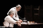 دو مرد در یک اتاق 12