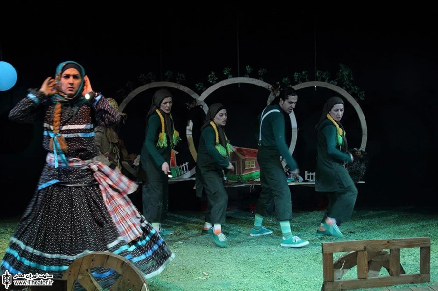 خاله مرجان و خروس 11