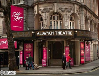 Wolf Hall and Bring Up the Bodies at the Aldwych Theatre