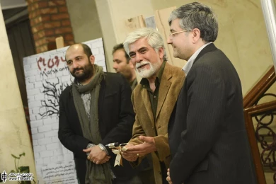زنگ افتتاح نمایش مرداب روی بام 1