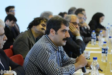 نشست هنرمندان شرکت کننده در اردیبهشت تئاتر ایران با حسین طاهری مدیر کل هنرهای نمایشی 10