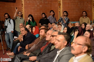 تقدیر از سیف الله صمدیان در جشن شب عکاس تئاتر 5