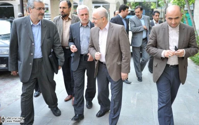 اردیبهشت تئاتر تهران 2