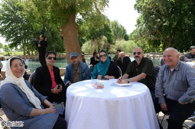 حضور هنرمندان در گلزار شهدا کرمانشاه و مجموعه فرهنگی تاریخی  بیستون 10