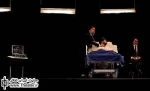 نمایش «بالاخره این زندگی مال کیه؟» نقد و بررسی می‌شود