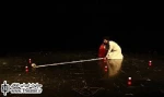 امیر دژاکام: کارگردان نمایش «روز مرگ در داستان هملت» توانسته از نویسنده متن جلو‌تر حرکت کند