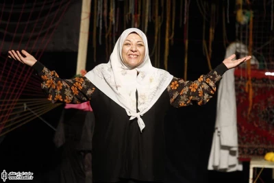 واپسین رقص برگ با باد