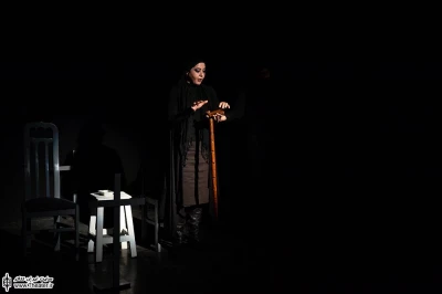 شبی بیرون از خانه