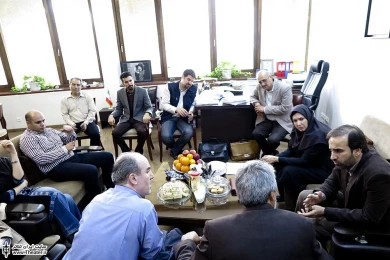 بازدید مهدی شفیعی از مراحل بازسازی تئاتر شهر 8
