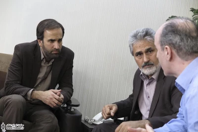 بازدید مهدی شفیعی از مراحل بازسازی تئاتر شهر