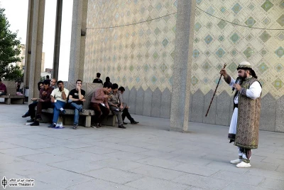 نمایش‌های خیابانی ویژه ماه مبارک رمضان در محوطه تئاتر شهر