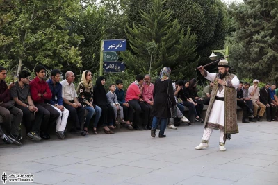 نمایش‌های خیابانی ویژه ماه مبارک رمضان در محوطه تئاتر شهر