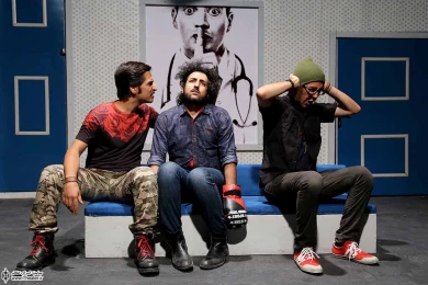 اتاق انتظار(مشهد) 4