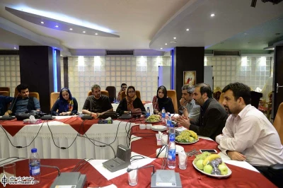 نشست مهدی شفیعی مدیر کل هنرهای نمایشی با هنرمندان تئاتر استانها