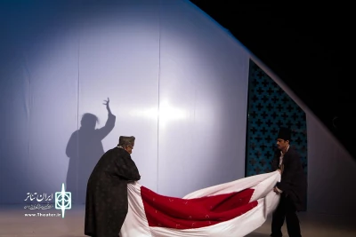 نگاهی به نمایش «مضحکه شبیه قتل» به کارگردانی حسین کیانی

خودزنی هنرمندانه؛ روز خاری و خنده زاری