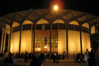 نمایش‌های تئاترشهر تعطیل می‌شوند

نمایش‌های تئاتر شهر از 30 مهر تا 4 آبان ماه اجرایی ندارند