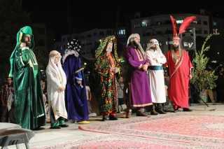 آیین‌های دهه دوم محرم در محوطه تئاتر شهر آغاز شد