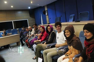 بازیگران نمایش خیابانی «پارادا» از ایتالیا:

تماشاگران ایرانی شگفت‌انگیزند