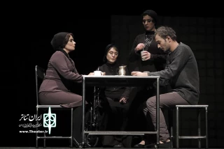 نگاهی به نمایشِ «برنارد مرده است»

اقتباس به مثابه یک ترجمانِ گفتمانی