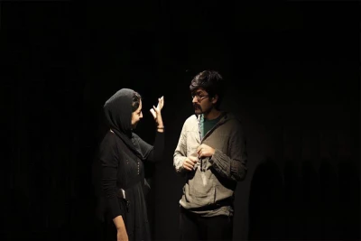 تماشاخانه سه نقطه میزبان «باغ وحش شیشه‌ای» شد