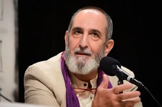 به بهانه هفتمین روز درگذشت معلم دیرپای اخلاق و تئاتر

فرهاد آئیش: کلمه شرافت شایسته احمد دامود است