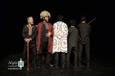 آى
 3