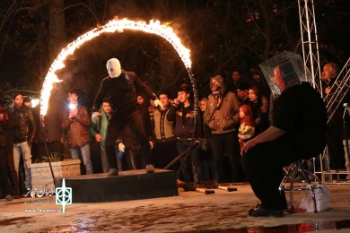 کسی فشنگ ها را نمی شمارد 5