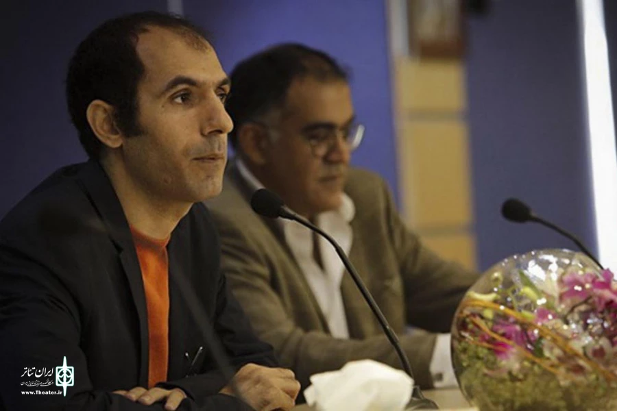 علی اصغردشتی:

«متاستاز»،  آخرین اجراهایش را در مولوی  می‌گذراند/  اجراهای با رویکرد«عواطف معاصر» ادامه خواهد داشت 2