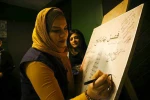 نرگس آبیار:

نمایش«فصل بهارنارنج» فضای غریبی دارد 2