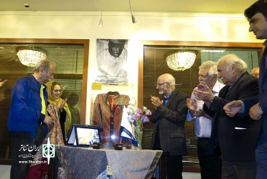 شب چراغ نمایش بر پهنه دریا 3