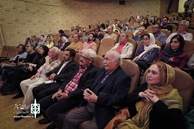 شب چراغ نمایش بر پهنه دریا 9