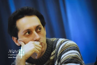 گفت وگو با رامین سیار دشتی بازیگر و کارگردان تئاتر

در نمایش اجرای مجدد ماکاندو دوباره نقش پلایو را بازی می کنم