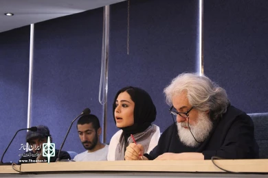نشست خبری نماش مجلس ضربت زدن‎ 4