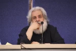 نشست خبری نماش مجلس ضربت زدن‎ 15