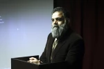 مدیر تماشاخانه همای سعادت خبر داد

اجرای آسید کاظم و ادامه برنامه نمایشنامه خوانی در ماه مبارک رمضان 2