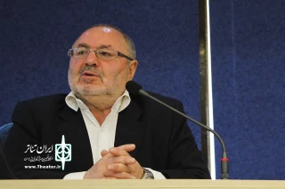 مدیرعامل منطقه آزاد اروند از مراحل ساخت دو پلاتو خرمشهر و آبادان گفت:

به دنبال تفاهم نامه ای جدید با اداره کل هنرهای نمایشی هستیم